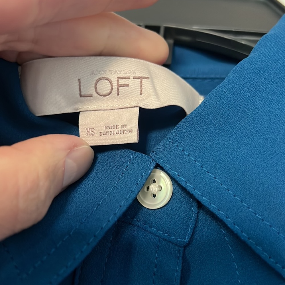 Loft button up blouse - Picture 4 of 5